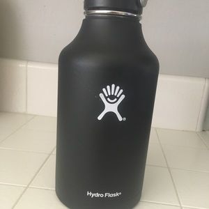64oz Black Hydroflask